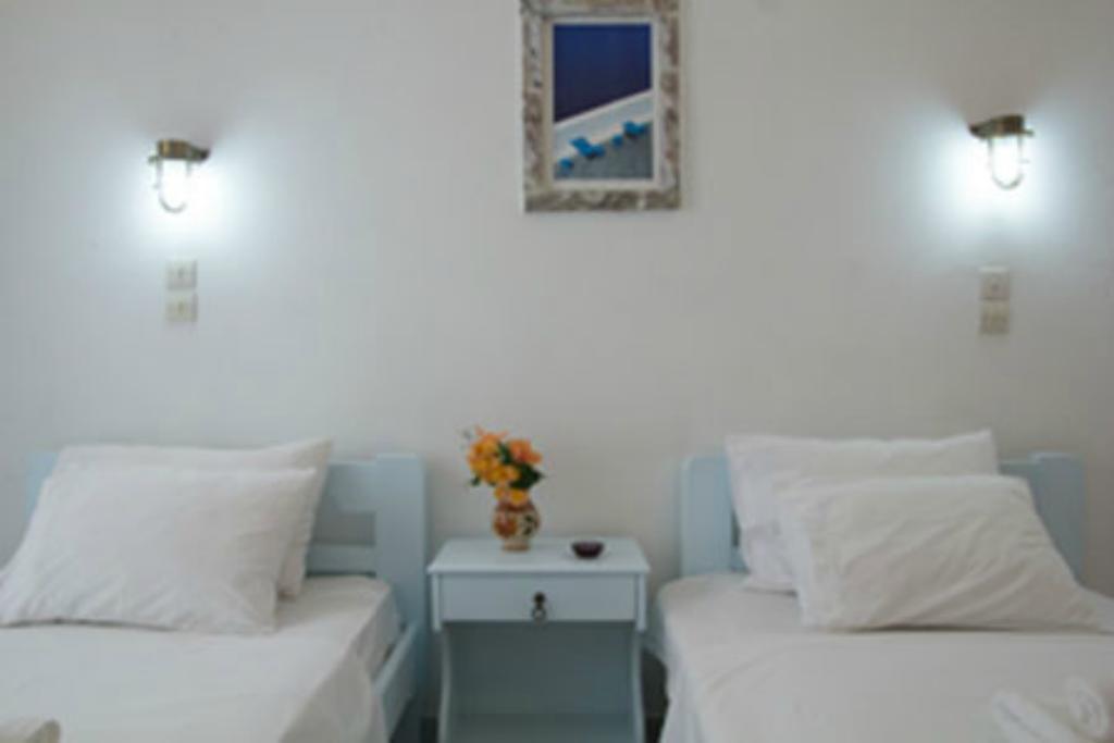 Hotel Faros イオス島 チョーラ エクステリア 写真